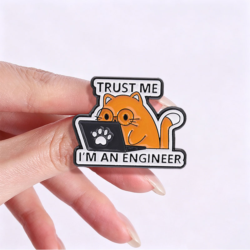 Engineer Cat Lapel Pin Trust M - đánh giá và giá Office Tech Software
